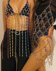 Beaded Clothing, Rave Fits, Chain Dress, Diy Vetement, Festival Looks, Beaded Top, April 20, Rave Outfits, Mode Vintage