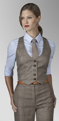 Woman office fashion Professor Looks Women, Women’s Suit With Vest, Women Waistcoat Outfit Office Wear, Office Vest Outfits For Women, Female Professor Outfits, Waistcoat Woman Outfit Casual, Feminine Masculine Style, Business Casual Vest, Suit Vest Outfits For Women