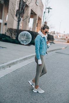 My Latest Obsession in Athleisure - Cella Jane Chic Loungewear Outfits, Athlesuire Outfit, Womens Athleisure Outfits, Matching Loungewear Set, Chic Loungewear, Greece Outfit, Cella Jane, Winter Activewear, Latest Obsession