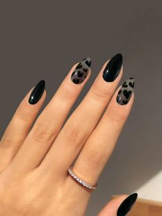 Celebrate the spooky season with these Halloween nails. Dark plum nails that perfectly capture the fall vibe. #HalloweenNails #FallNailIdea #DarkPlumNails #DarkFallNails