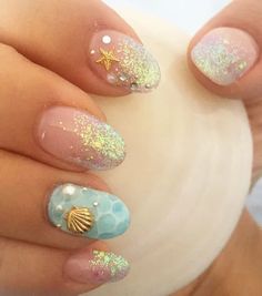 Hawaiian nails: 62 nail designs you'll absolutely want for your summer vacations 2 Nail Ideas Valentines, Aesthetic Nail Art Designs, Valentine Nail Ideas, Aesthetic Nail Art, Valentines Nail Art Designs, Beachy Nails, Romantic Nails, Summery Nails