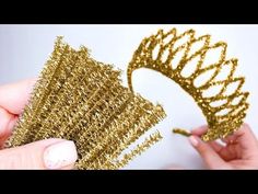 Diy Royal Crown, Homemade Crowns Diy, Diy New Years Headband, Crown Making Ideas, Diy Crown Queen, How To Make A Crown, Diy Tiaras And Crowns, Homemade Crown, How To Make Tiara