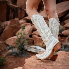 Gorgeous stitching, premium leather, and the knee height make our best-selling Casanova boot a showstopper wherever it goes. With the comfort you need for long nights boogying at country concerts and twirling on the dance floor, it'll turn heads whether you've paired it with cutoffs or your favorite summer dress. ATS® technology provides ergonomic support on uneven terrainVeg-tan leather soleResoleable Goodyear leather welt constructionSix-row stitch patternInside zip for easy entry 16" heightNe Ariat Western Boots, Survival Day, Ariat Boots, Leather Western Boots, Western Boot, Shoe Obsession, Perfect Shoes, Sweater Set, Cowgirl Boots