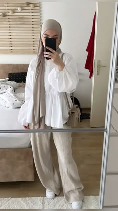 Hijabi Aesthetic Outfits Summer, Aesthetic Hijabi Outfits Summer, Hijab Uni Outfits, Modest Clothes Aesthetic, Trendy Hijab Outfits Summer, Hijab Inspo Outfit, Hijabi Outfit Summer, Hijabi Summer Fits, Outfit Hijab Summer