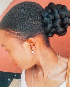 Ponytail Natural Hairstyles, Low Bun Braid, Hairstyles No Heat, Bun Hairstyles For Black Women, Hairstyles For Short Natural Hair, Hairstyles Sleek, Bun Braid, Hairstyles 4c