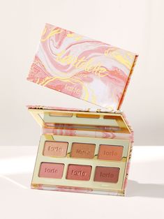 WHAT IT IS

spread good energy with this pocket-perfect tartelette™ spark Amazonian clay eyeshadow palette packed with 6 new shades to define & energize your eyes Clay Palette, Dark Eyeshadow, Juicy Lips, Tarte Cosmetics, Mineral Pigments, Tarte Makeup, Blush Palette, Soften Skin, Eye Palette