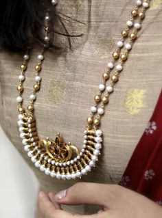 Pearl And Gold Necklace, Latest Indian Jewellery, Bridal Necklace Designs, Antique Gold Jewelry Indian, Pearl Jewelry Design, Jewellery Diamond, Beautiful Gold Necklaces, Gold Jewelry Simple Necklace, Pearl Necklace Designs