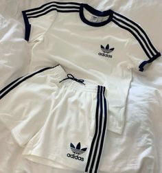 Casual Day Outfits, Easy Trendy Outfits, Toddler Boy Outfits, Sporty Outfits, Really Cute Outfits, 가을 패션, Casual Style Outfits, Dream Clothes, Aesthetic Outfits