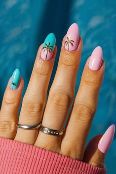 Pineapple Nail Design, Palm Tree Nail Art, Tropical Nail Art, Pineapple Nails, Palm Tree Nails