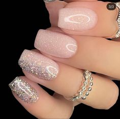 Short Coffin Nails Designs, Acrylic Nails Almond Shape, Elegant Touch Nails, Feet Nail Design, Vegas Nails, Boho Nails, Care Less, Finger Nail Art, Nude Nail Designs