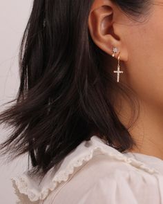 Dainty Gold / Silver Hoop Dangling CZ Pave Cross Earrings ◇ Earring measures approx.:2.7cm - total length Please note handmade earrings vary slightly ◇These earrings will arrive in an eco-friendly jewelry paper box, making it a nice gift to give a friend or keep for yourself. ◆ View more EARRINGS https://www.etsy.com/shop/eplusfjewelry?section_id=13190709 ◆ View ALL ITEMS https://www.etsy.com/shop/EFHANDMADEJEWELRY shop policies: https://www.etsy.com/your/shops/EFHANDMADEJEWELRY/policies All des Cheap Single Cross Earring, Stacking Earrings, Dangle Cross Earrings, Second Hole Earrings, Stained Glass Earrings, Piercing Inspo, Cross Gold, Pretty Jewelry Necklaces, Stacked Earrings