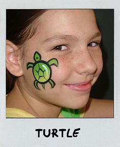 Because I love turtles! Would be cute with a little trail of tiny turtles behind the "mama". Tiny Face Paint Ideas, Small Easy Face Painting Ideas, Summer Face Painting Ideas For Kids, Halloween Cheek Face Paint, Beginner Face Paint, Cheek Art Face Paint Simple, Painting Ideas Face, Turtle Face Paint, Easy Face Painting Ideas