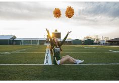 Cheer Poses Individual Photo Ideas, Cheer Senior Pictures, Cheerleading Senior Pictures, Drill Team Pictures