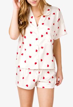 Forever 21 read hearts pijama Heart Pjs, The Cardigans, Nightwear Women, Print Pajamas, Heart Print