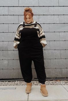 Plus Size Overalls Outfit Winter, Comfy Style Aesthetic, Plus Size Layered Outfits, Cozy Winter Aesthetic Outfits, Plus Size Masc Fashion, Curvy Winter Fashion, Plus Size Overalls Outfit, Curvy Western Outfits, Plus Size Indie Outfits