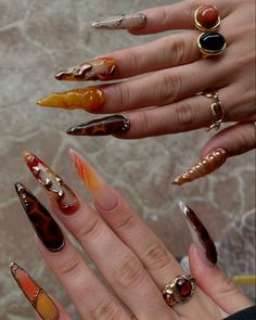 Fall Nails Tortoise, Long Nails Fall, Birthday Nails Summer, Special Occasion Nails, Luxurious Nails, Tortoise Nails, Medium Length Nails, Tortoise Shell Nails, Burgundy Shades