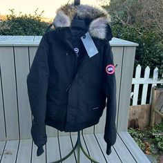 Authentic Unisex Canada Goose Chilliwack Bomber Jacket. Made In Canada . 100% Real Coyote Fur. Fits True To Size. Comes With Garment Bag And Hanger. New With Tags. Canada Goose Chilliwack Men, Canada Goose Drip, Canada Goose Expedition Parka, Canada Goose Chilliwack, Canada Goose Jacket, Drip Style, Canada Goose Parka, Canada Goose Mens, Coyote Fur