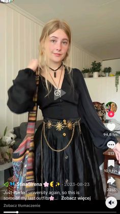 #hippiegoth #outfit Fairygoth Outfit, Goth Hippie Outfits, Hippie Goth Outfits, 70s Witch, Plus Size Alternative Fashion, Rose Ideas, Goth Hippie, 2023 Lookbook, Hippie Goth