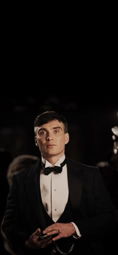 Thomas Shelby Iphone Wallpaper, Piky Blinders Wallpaper, Gentleman Wallpaper Iphone, Tommy Shelby Wallpaper Iphone, Thomas Shelby Wallpaper Iphone, Tomas Shelby Wallpaper 4k Iphone, Thomas Shelby Aesthetic Wallpaper, Cillian Murphy Aesthetic Wallpaper, Tommy Shelby Wallpaper 4k