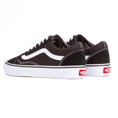 The Old Skool, Vans classic skate shoe and the first to bear the iconic side stripe, has a low-top lace-up silhouette with a durable suede and canvas upper with padded tongue and lining and Vans signature Waffle Outsole. Skate shoes in an iconic, low-profile silhouette Uppers of canvas and suede or leather Lace-up closure Padded collar and footbed for added comfort, fit, and superior shock absorption Cotton drill lining provides excellent breathability and extra comfort Style Name: VN000D3HY28-V Profile Silhouette, Comfort Style, Street Chic, Side Stripe, Leather Lace