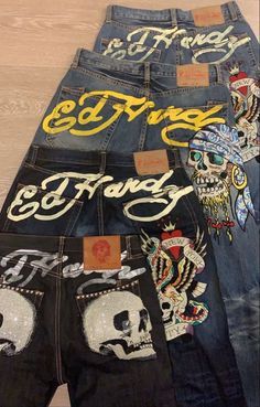 Ed Hardy Outfit, 00s Mode, Fashion Casual Outfits, Ed Hardy Jeans, Men Fashion Casual, Mode Zara, Nikki Sixx, 2000s Fashion Outfits, Streetwear Fashion Women