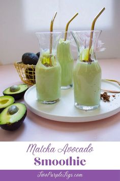 Matcha Avocado Smoothie. Avocado Smoothie Bowl, Virgin Drinks, Kfc Recipe, Smoothie Fruit, Super Smoothies, Fantastic Recipes, The Matcha, Beverage Recipes