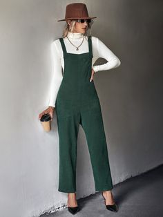 Green Overalls Outfits, Green Jumpsuit Outfit, Overalls Outfit Winter, 90s Jumpsuit, Green Overalls, Corduroy Overalls, 90s Fashion Outfits