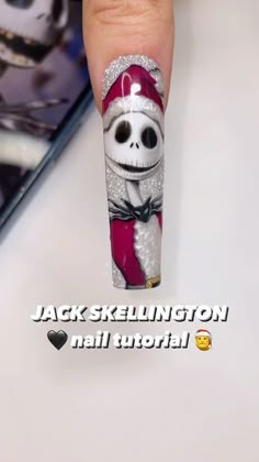 Christmas Character Nail Art, Nightmare Before Christmas Nails Xmas, Jack Skellington Christmas Nails, Christmas Character Nails, Jack Skellington Navidad, Jack Skellington Nails, Christmas Nail Set, Cartoon Character Nails