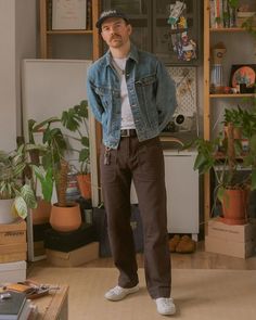 Pnw Aesthetic Outfits Men, Men’s Button Up Shirt Outfit, Muted Colour Outfits, Autumn Masc Outfits, Mens Fashion Workwear, Workman Aesthetic, Bold Mens Fashion, Mens Classic Outfits, Dad Style Outfits