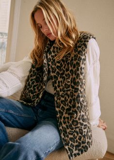 Short sleeveless coat;High neck;Slightly crossed button fastening;Single welt pockets;Lined;Length from the shoulder: 64 cm / 25.2 in (EU36/UK8) Vest Street Style, Leopard Vest, Sleeveless Coat, Gucci Purse, Vest Coat, Boho Casual, Parisian Style, Jacket Style, Welt Pocket