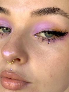 Ear Tattoo Ideas, Ear Tattoos, World Wide Web, Eye Makeup Designs, Colorful Eye Makeup, Creative Eye Makeup