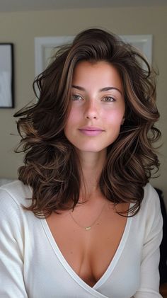 Get swept away on romantic getaways with these 25 dreamy medium to long length layered haircuts. Long Face Hairstyles, Summer Hair Color For Brunettes, Haircuts For Medium Hair, Long Faces, Long Layered Hair, Long Blonde Hair, Romantic Getaways, Layered Haircuts, Blonde Hair Color