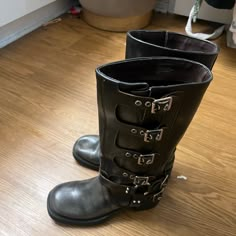 Steve Madden Rocky Boots Brown 8.5 Brand New Never Worn Steven Madden Boots Outfit, Steve Madden Boots Outfit, Shield Armor, Rocky Boots, Outfits To Buy, Madden Boots, Shoes Steve Madden, Steve Madden Boots, Closet Goals