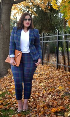 Outfits Gorditas, Giovanna Battaglia, Plus Size Suits, Anna Dello Russo, Professional Outfits Women, Stylish Suit, Stylish Work Attire, Plaid Suit, Classy Work Outfits