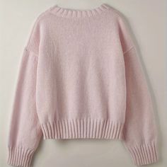 This Is A Beautiful Neutral Staple That You'll Love Wearing Year After Year. This Sweater Is The Perfect Blush Pink, A Bit Oversized With Chunky Ribbing At The Hem, Cuffs And Crew Neckline. Packaged And Ready To Ship! Cute Chunky Sweater, Eff Me Sweater, Dusty Pink Clothes, Cute Pink Sweaters, Soft Pink Clothes, Oversized Pink Sweater, Cute Pink Sweater, Cute Winter Fits, Costal Granddaughter