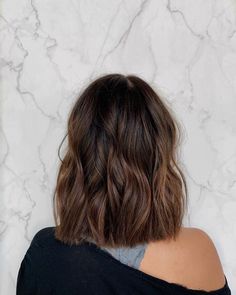 Short Hairstyles For Brown Hair, Beachy Long Bob, Short Haircuts Brown Hair, Jules Jacobson Hair, Collar Bone Length Hair With Face Framing, Hair Lengths Short, Wavy Brunette Bob, Summer Bob Haircut, Going Lighter From Dark Hair