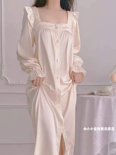 Fantasy Sleep Wear, Night Robes For Women, Pyjamas Dress, Women Nightwear Dresses, Pajama Fashion, Sleepwear Fashion, Cute Sleepwear, Modest Dresses Casual