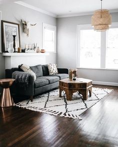 the living room is clean and ready to be used for entertaining purposes, as well as decorating