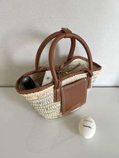 Jacquemus Basket Bag, Vintage Designer Bags, Jacquemus Bag, My Style Bags, Cute Handbags, Straw Bags