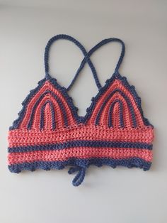 This is a cute crochet crop top, which gives summer vibes. It is made by anti-pilling acrylic, stretchy and soft yarn. Size / bra cup: XS: 30A, 32A, 30B S: 34A, 36A, 32B, 34B, 36B, 30C, 32C M: 38A, 40A, 38B, 40B, 34C, 36C, 30D, 32D, 30DD  Long (without the cup part): ~12 cm Bra Cup, Crochet Summer, Crochet Crop, Summer Crop Tops, Crochet Crop Top, Summer Crochet, Soft Yarn, Bra Cups, Cute Crochet