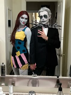 Jack And Sally Diy Costumes, Jack Sally Costume, Jack Skellington Couple Costume, Tim Burton Couples Costumes, Jake And Sally Costume, Halloween Costumes Couples Red Hair, Diy Jack And Sally Costume, Jack Sally And Zero Costumes, Alternative Couple Halloween Costumes