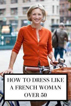 Dress Like A French Woman, Mode Over 50, Moda Over 50, Stylish Outfits For Women Over 50, Clothes For Women Over 50, French Women Style, Backpack Hiking, Summer Hiking, Over 60 Fashion