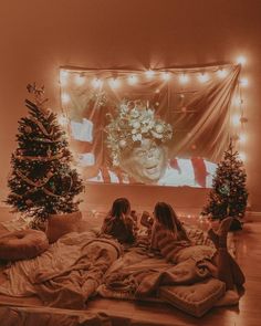 Besties Christmas, All About Family, Photos Bff, Christmas Traditions Family, Cosy Christmas, Christmas Tradition, Christmas Feeling, Christmas Inspo, Grinch Stole Christmas