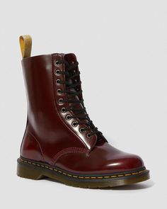 Cherry Red Dr Martens, Red Dr Martens, Anti Establishment, Doc Martens Shoes, Styling Boots, Dr Martens Store, Oxford Boots, Pattern Shoes, Vegan Boots