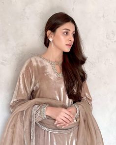 Velvet Pakistani Dress, Velvet Dresses Outfit, Dusty Peach, Patiala Suit, Beautiful Pakistani Dresses