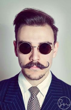 Mexican Mustache, Style For Curly Hair, Long Goatee, Hipster Mustache, Moustache Style, High And Tight Haircut, Beards And Mustaches, Beard And Mustache Styles, Beard Designs