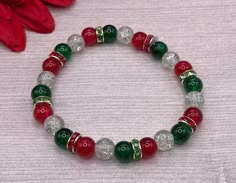 Christmas Beads Craft, Selling Ideas, Bead Charms Diy, Bracelets Diy, Beads Charms