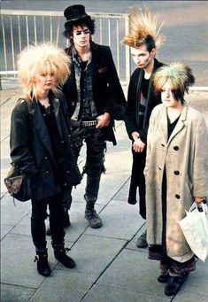 New Wave Aesthetic, 80s Goth Fashion, Post Punk Fashion, Wave Aesthetic, Goth Guy, Punk Mode