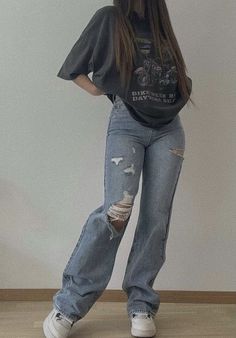 Mode Zara, Tomboy Style Outfits, Outfit Jeans, فستان سهرة, Tomboy Fashion, Cute Simple Outfits, Teenage Fashion Outfits