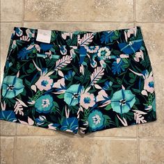 Beautiful Sunny Style Should Always Be Easy, Our Riviera Shorts Make Every Day A Getaway. Ann Taylor, Size 16, Loft, Womens Shorts, Floral, Women Shopping, Black, Color